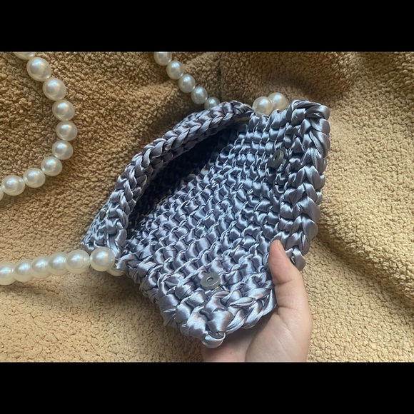 Pearly custom made crossbody clutch - Picture 7 of 8